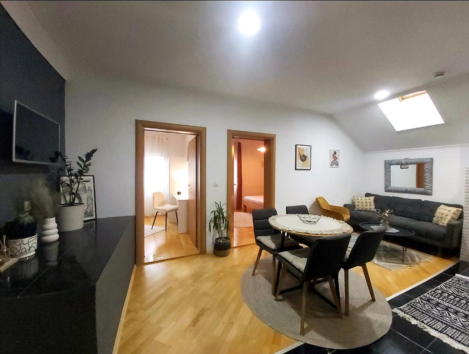 Zara Apartment With Terrace Near Old Town 莫斯塔尔 外观 照片