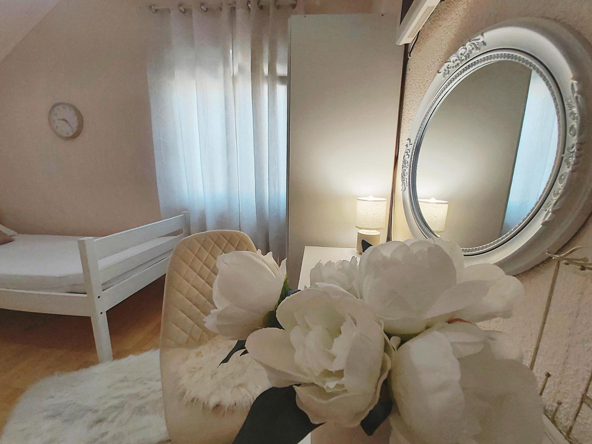 Zara Apartment With Terrace Near Old Town 莫斯塔尔 外观 照片
